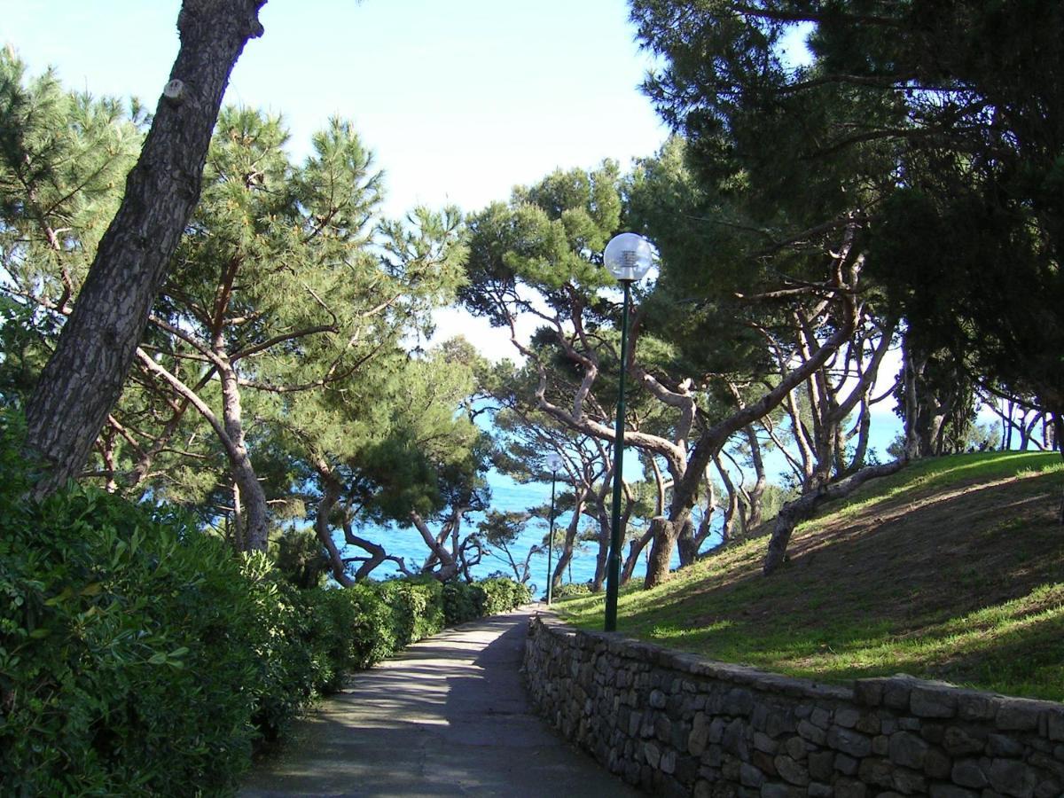 Old Town Lemon Charm Lägenhet Bordighera Exteriör bild
